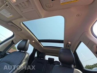 2020 Ford Escape Titanium - miniatura 11