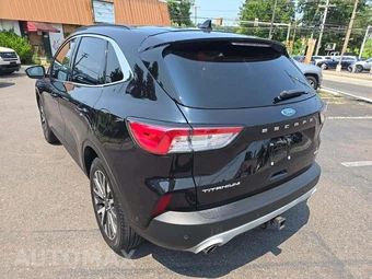 2020 Ford Escape Titanium - miniatura 2
