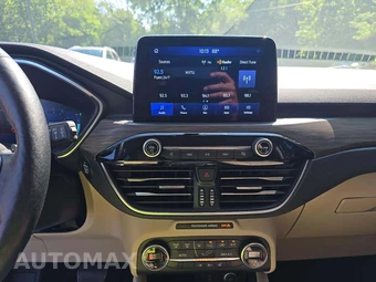 2020 Ford Escape Titanium – miniatura 10