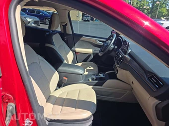 2020 Ford Escape Titanium – miniatura 18