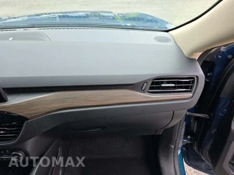 2020 Ford Escape Titanium - miniatura 16