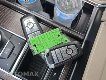 2020 Ford Expedition Limited - miniatura 8