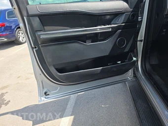 2020 Ford Expedition MAX XLT - miniatura 9