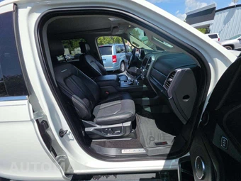2020 Ford Expedition Platinum - miniatura 16