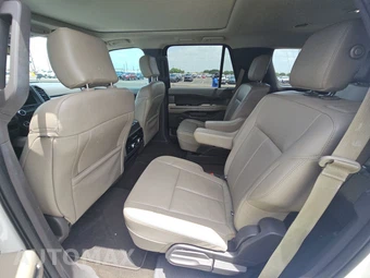 2020 Ford Expedition XLT – miniatura 13