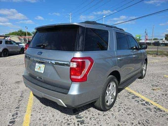 2020 Ford Expedition XLT - miniatura 4