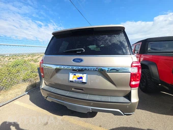 2020 Ford Expedition XLT – miniatura 5