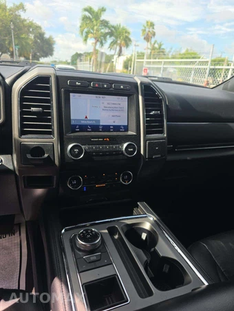2020 Ford Expedition XLT - miniatura 10