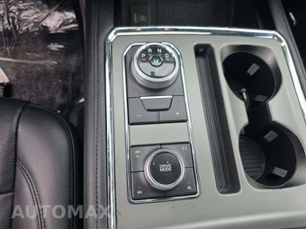 2020 Ford Expedition XLT - miniatura 23