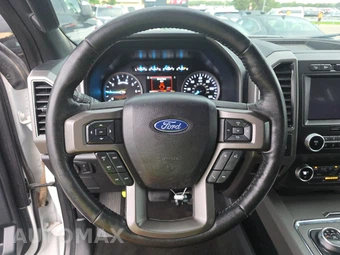 2020 Ford Expedition XLT – miniatura 10