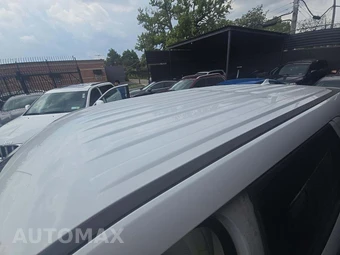 2020 Ford Explorer - miniatura 12