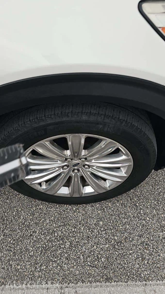 2020 Ford Explorer Hybrid Limited - miniatura 24
