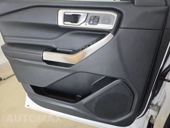 2020 Ford Explorer Hybrid Limited - miniatura 9
