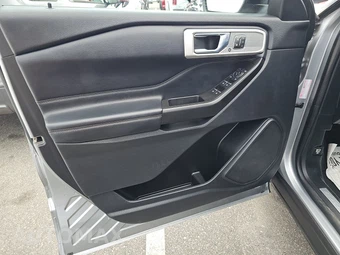 2020 Ford Explorer Limited – miniatura 9