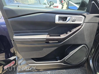 2020 Ford Explorer Limited - miniatura 9
