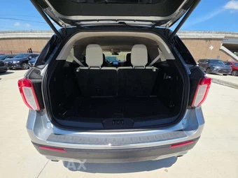 2020 Ford Explorer Limited – miniatura 12