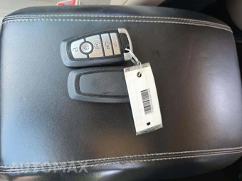 2020 Ford Explorer Limited – miniatura 5