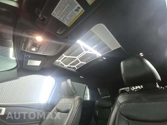2020 Ford Explorer Limited - miniatura 11