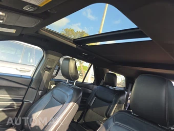 2020 Ford Explorer Limited – miniatura 18