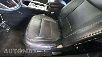 2020 Ford Explorer Limited – miniatura 31