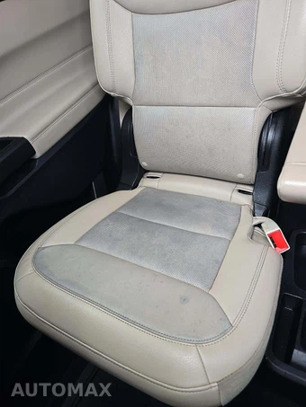 2020 Ford Explorer Limited – miniatura 20