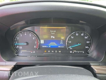 2020 Ford Explorer Limited – miniatura 6