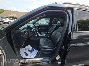 2020 Ford Explorer Limited - miniatura 3