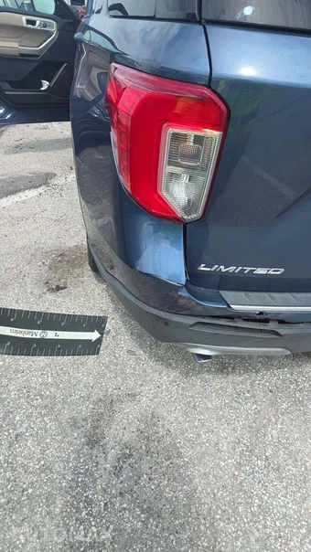 2020 Ford Explorer Limited - miniatura 41