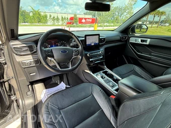 2020 Ford Explorer Limited - miniatura 16