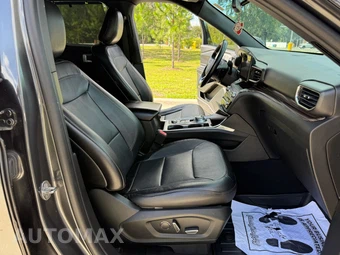 2020 Ford Explorer Limited - miniatura 30