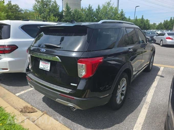 2020 Ford Explorer Limited - miniatura 3