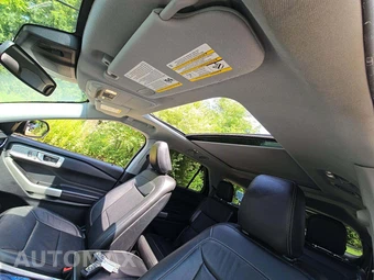 2020 Ford Explorer Limited – miniatura 11