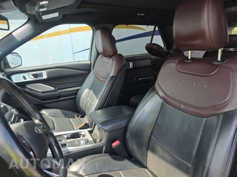 2020 Ford Explorer Platinum - miniatura 7