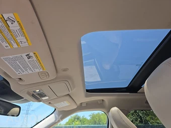 2020 Ford Explorer Platinum - miniatura 18