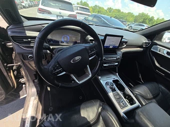 2020 Ford Explorer Platinum - miniatura 11