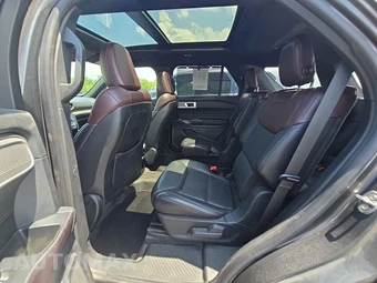 2020 Ford Explorer Platinum - miniatura 13