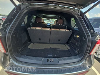 2020 Ford Explorer Platinum - miniatura 17