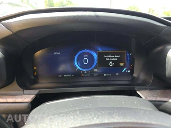 2020 Ford Explorer Platinum - miniatura 9