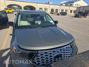 2020 Ford Explorer Platinum - miniatura 2