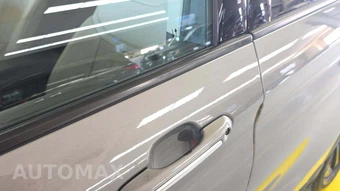 2020 Ford Explorer Platinum - miniatura 21