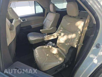 2020 Ford Explorer Platinum - miniatura 13