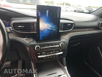 2020 Ford Explorer Platinum - miniatura 11