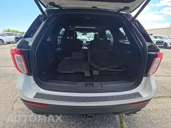 2020 Ford Explorer Platinum - miniatura 11