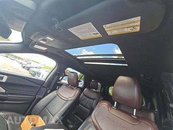 2020 Ford Explorer Platinum - miniatura 8