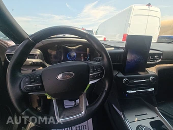 2020 Ford Explorer Platinum - miniatura 11
