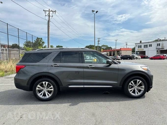 2020 Ford Explorer Platinum - miniatura 11