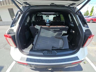 2020 Ford Explorer Platinum - miniatura 15
