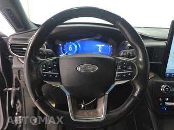 2020 Ford Explorer Platinum – miniatura 10