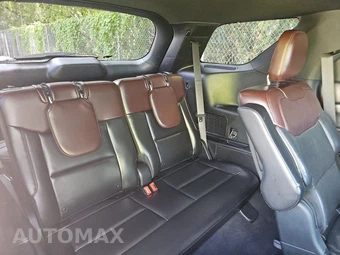 2020 Ford Explorer Platinum - miniatura 14