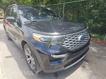 2020 Ford Explorer Platinum - miniatura 3